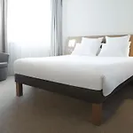 Novotel Centre Hotel 4*