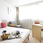 Novotel Centre Hotel