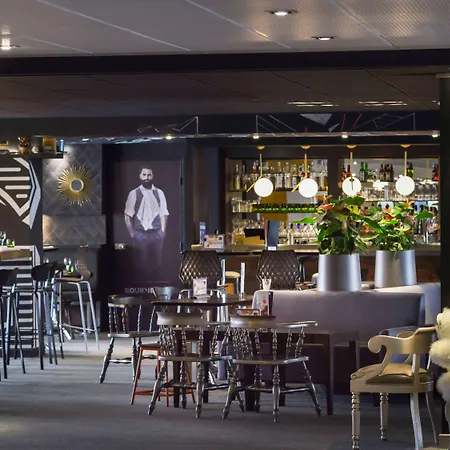 Novotel Centre 4*