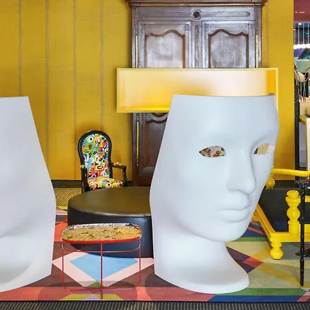 Novotel Centre Hotel