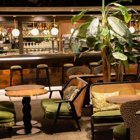 Novotel Centre فندق