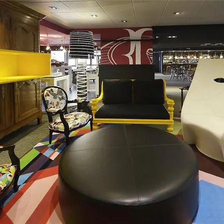 Novotel Centre Hotel