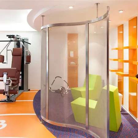 Hotell Novotel Centre 4*