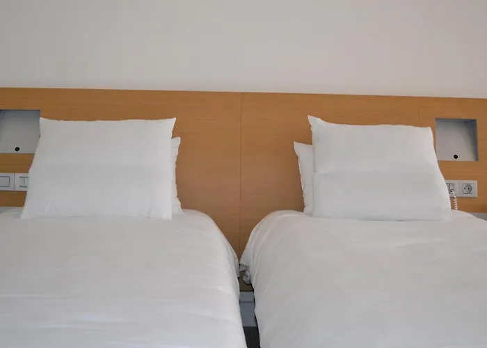 Hotel Novotel Centre 4*