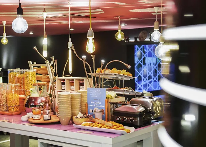 Novotel Centre Hotel 4*